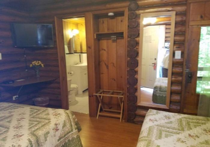 Seven Dwarfs Motel & Cabins Lake George Ngoại thất bức ảnh